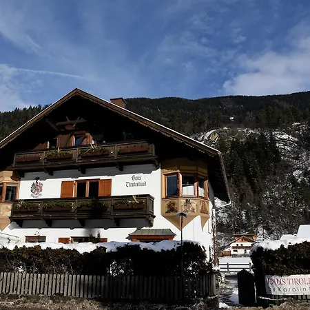 Haus Tirolerland Affittacamere