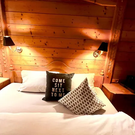 Haus Tirolerland 3* اوتز