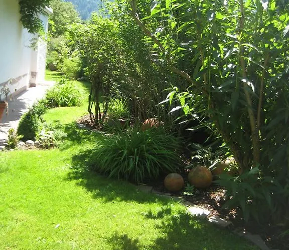 Haus Tirolerland 3* اوتز