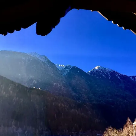 Haus Tirolerland Casa de hóspedes 3*